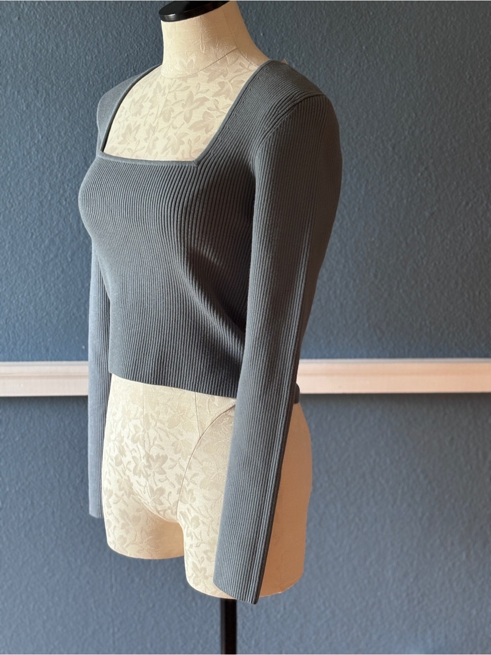 Open Edit Luxe Sculpt Square Neck Long Sleeve Top in Blue Weather NWT - Picture 4 of 6